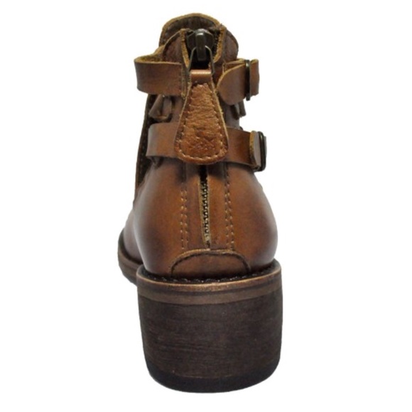 NIB Daphne Distressed Full Grain Leather Boots - Picture 8 of 8